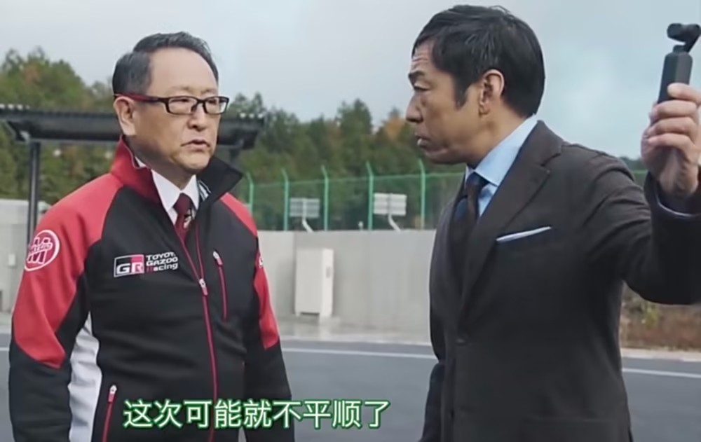 为什么丰田章男总是和纯电动汽车过不去?